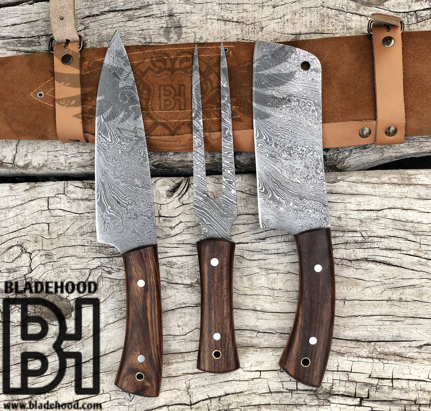 Handmade Damascus Steel Chef Knife Set: Rosewood Handle, Leather Bag