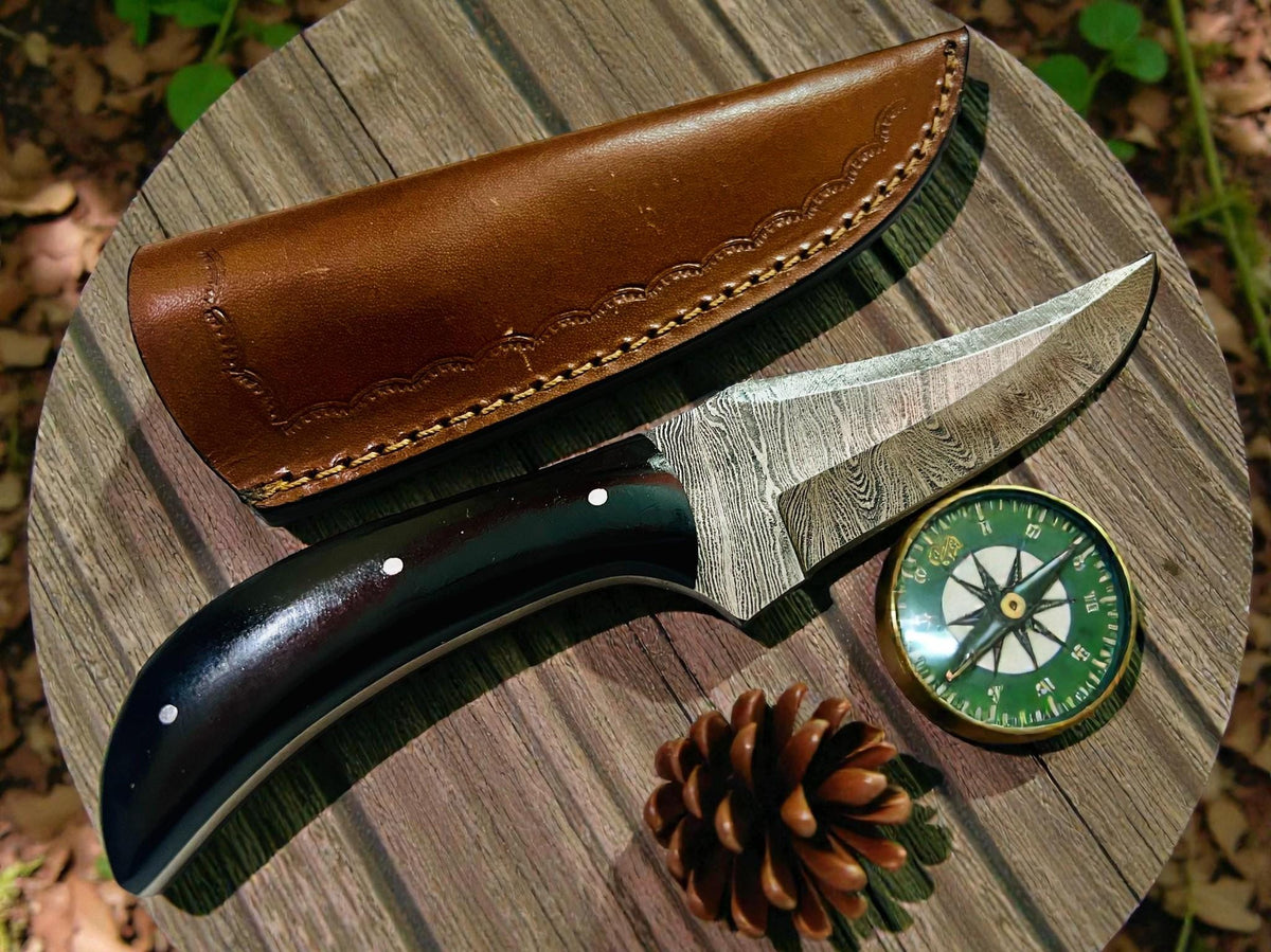 8" Hand-Forged Damascus Steel Fixed Blade Art | Buffalo Horn Executive Gift