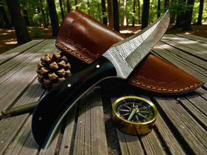8" Hand-Forged Damascus Steel Fixed Blade Art | Buffalo Horn Executive Gift