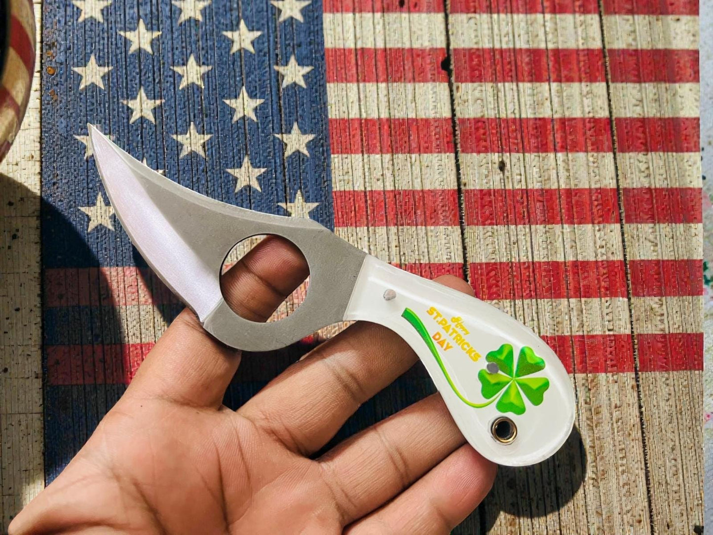 St. Patrick’s Day Commemorative Blade | Shamrock Inlay 2026 Premier Gift